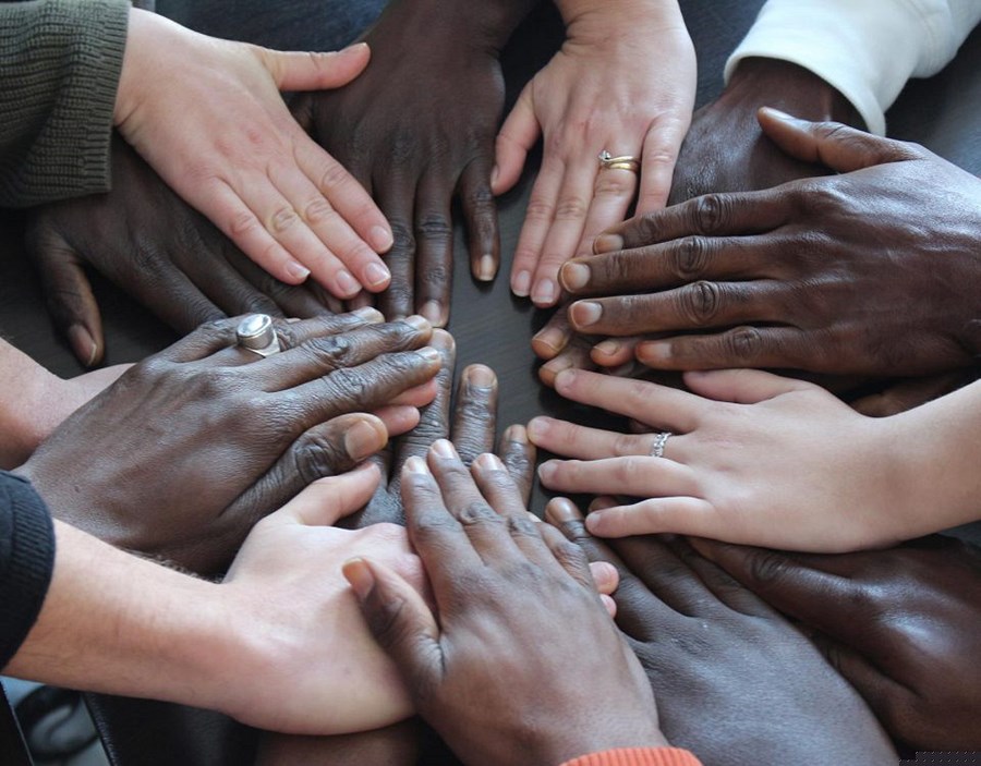 Quando la solidarietà non ha colore, ma ha calore